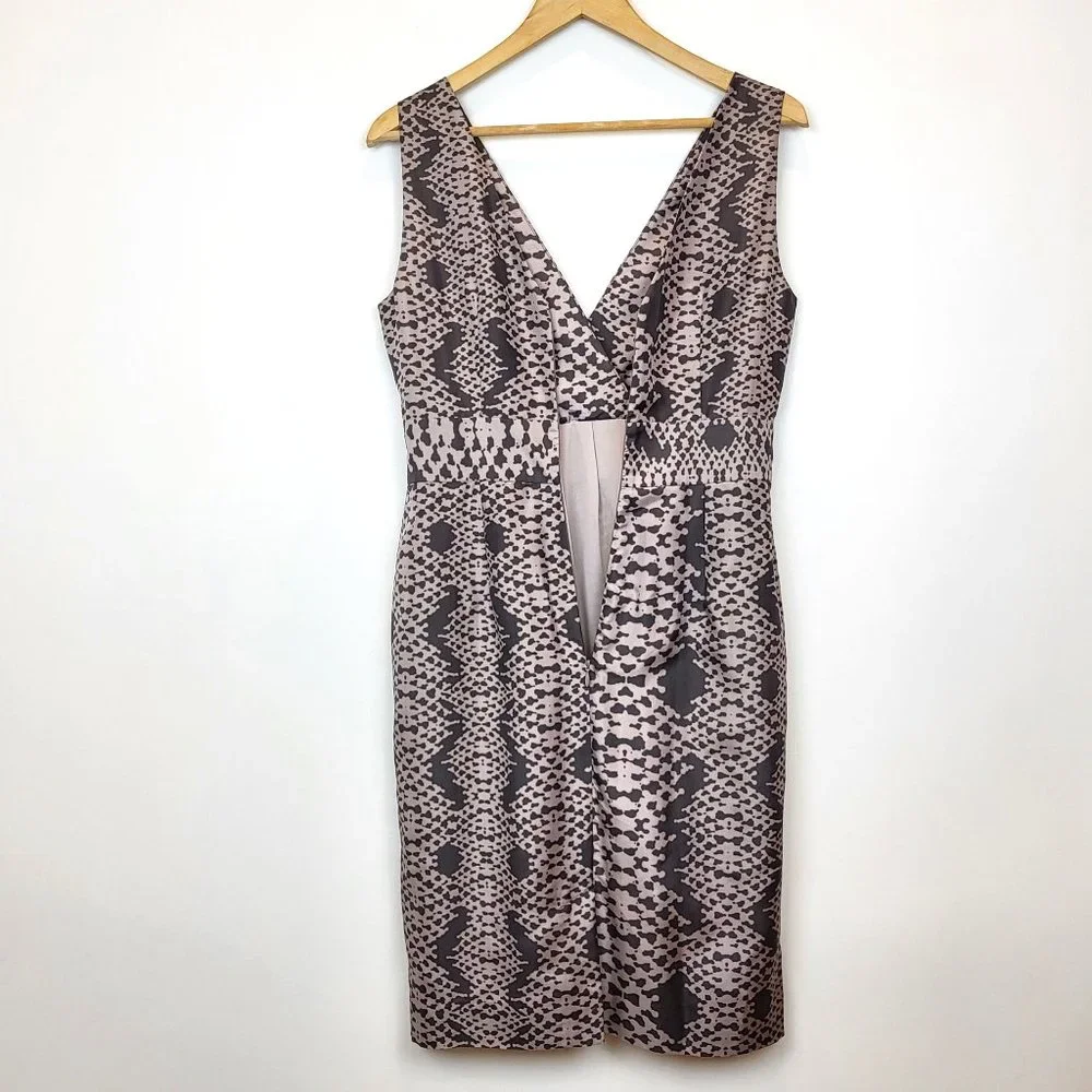 Banana Republic 100% Silk Gray Snakeskin Print Cocktail Dress, Size 4, NWT - Picture 5 of 12